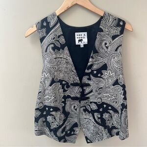 Max & Mabel printed vest. Size XS/S